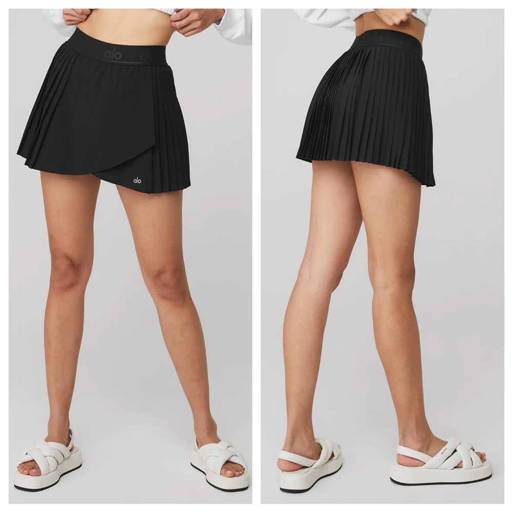 ALO Yoga Black Pleated Skirt